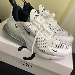 New Nike Air Max 270 Womens Sneakers Shoes Size 7.5